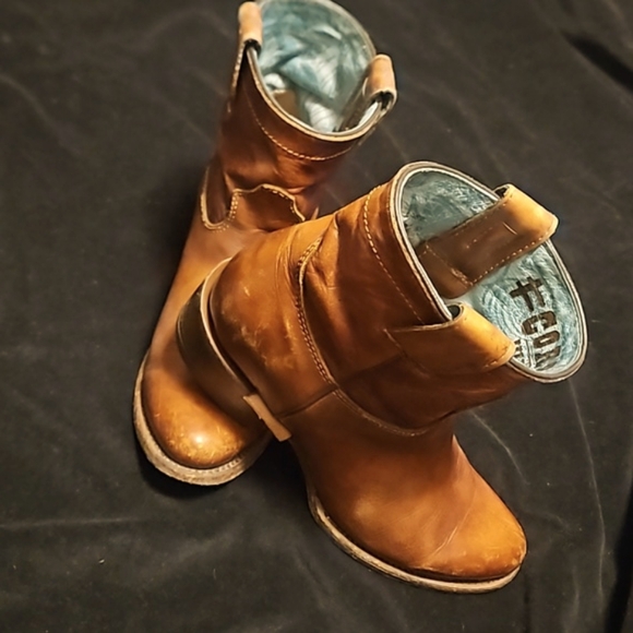 Corral leather western ankle boots - Picture 10 of 10